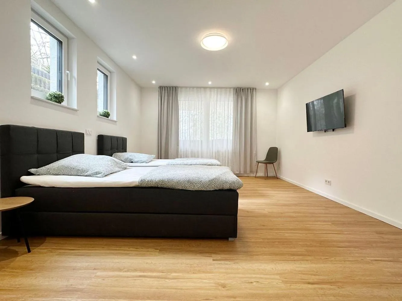 Cozy Apartment In Roesrath 0*, Росрат